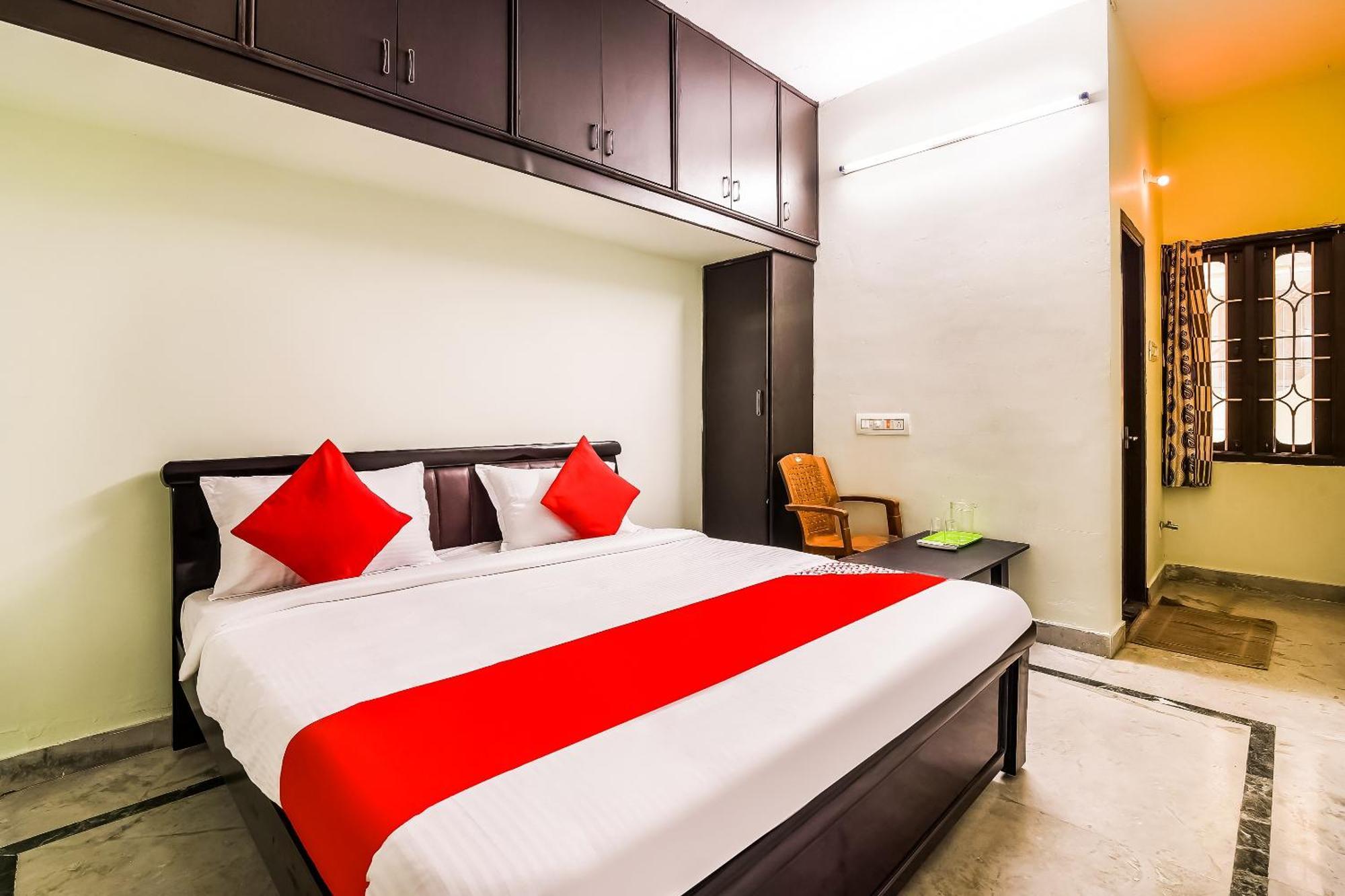 Hotel OYO 42984 Kartikeya Park View Residency Chittoor Exterior foto