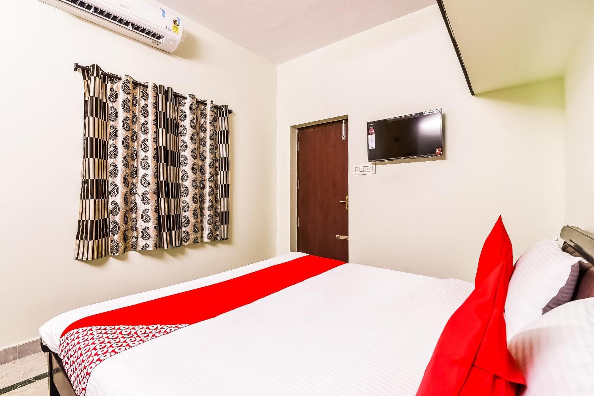 Hotel OYO 42984 Kartikeya Park View Residency Chittoor Exterior foto