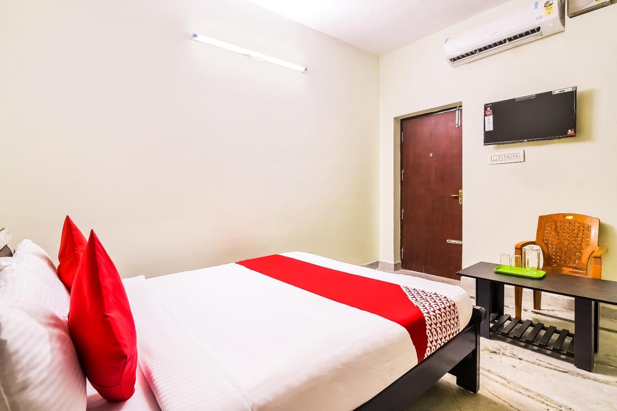 Hotel OYO 42984 Kartikeya Park View Residency Chittoor Exterior foto