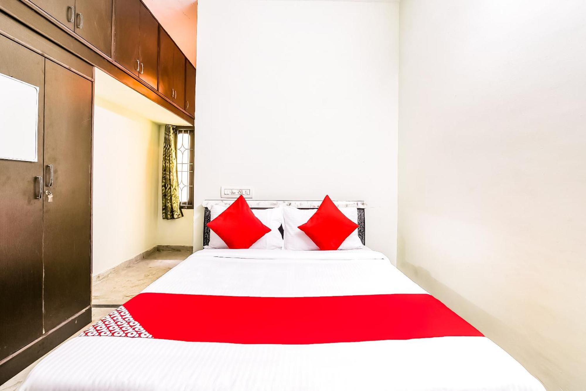 Hotel OYO 42984 Kartikeya Park View Residency Chittoor Exterior foto